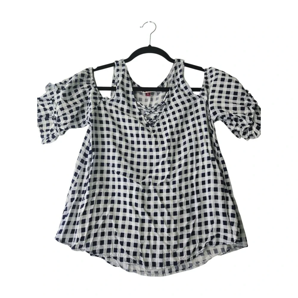 SO Women's Cold Shoulder Top Blouse Medium White Navy Gingham Plaid - Picture 8 of 8